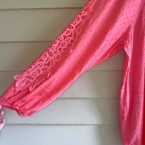 LANE BRYANT Coral Swiss dot peasant top - Picture 6 of 10